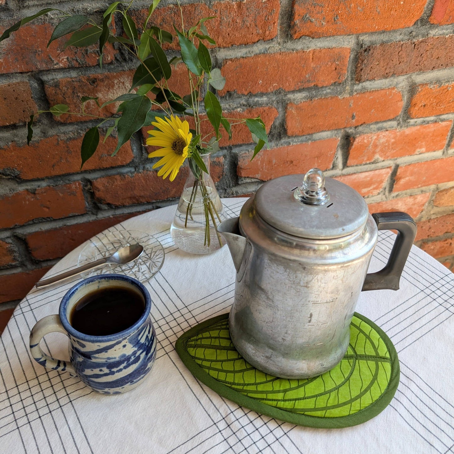 Insulated pot holder / hot pad | leaf - green