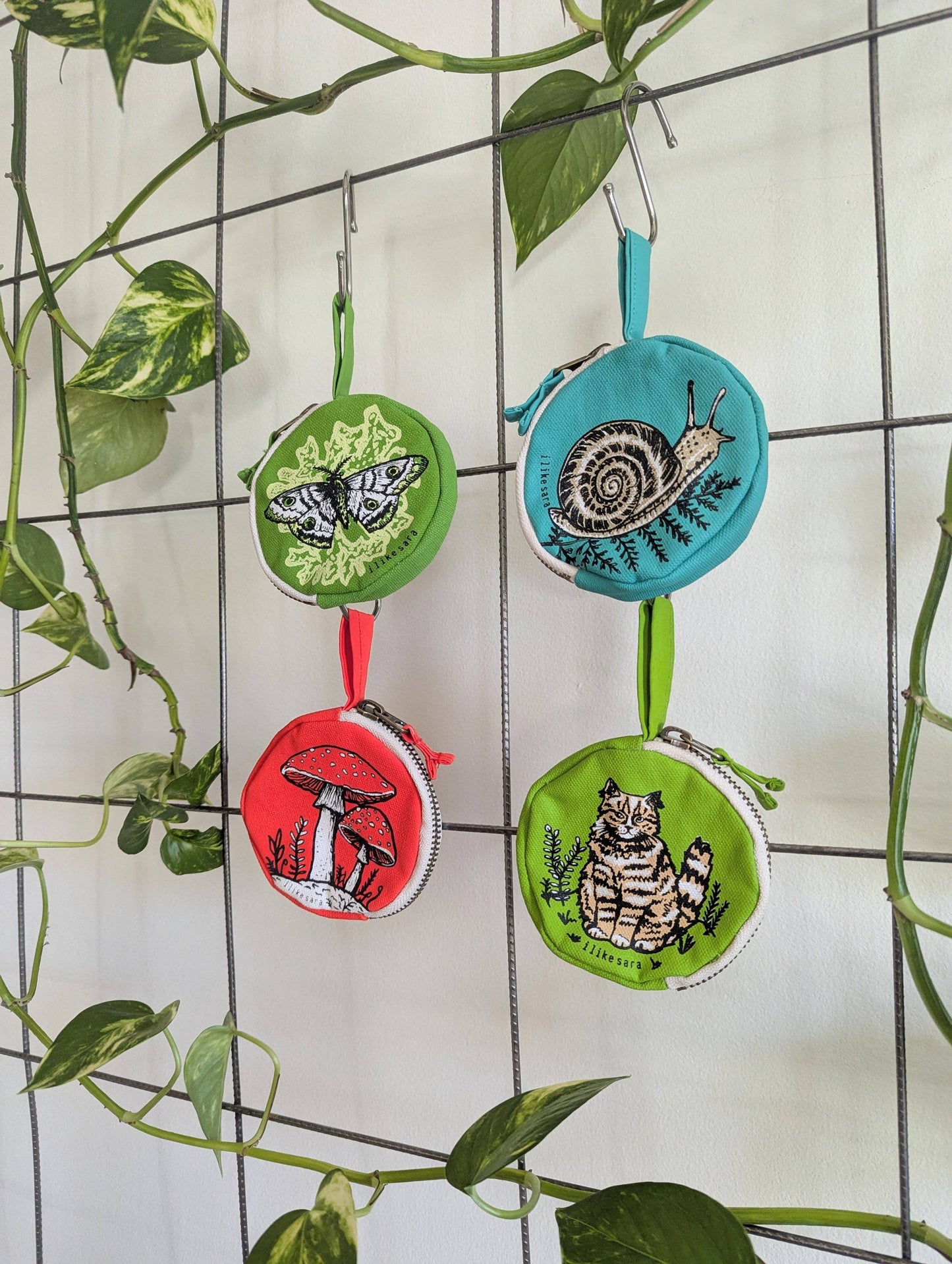 Coin pouch | snail - teal zipper bag with waterproof lining