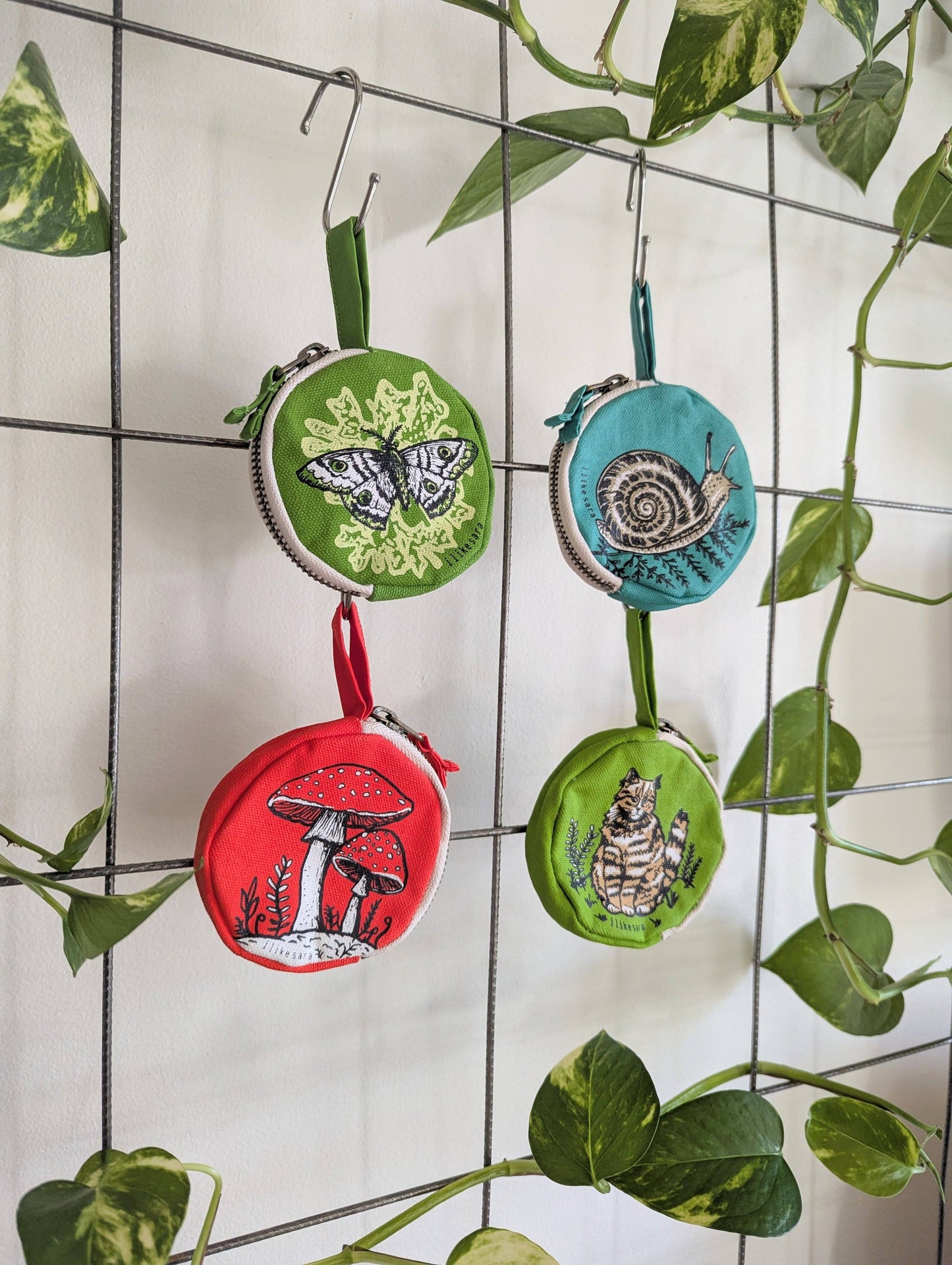 Coin pouch | snail - teal zipper bag with waterproof lining