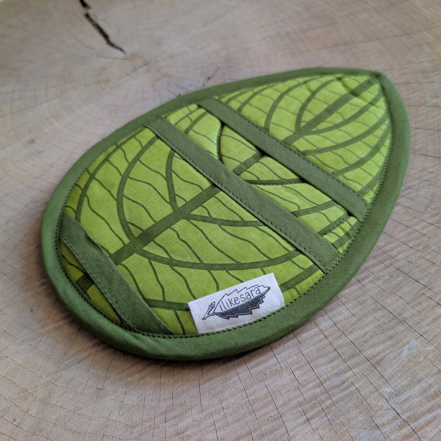 Insulated pot holder / hot pad | leaf - green