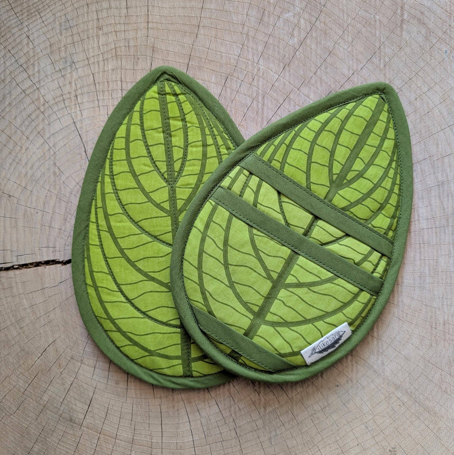 Insulated pot holder / hot pad | leaf - green
