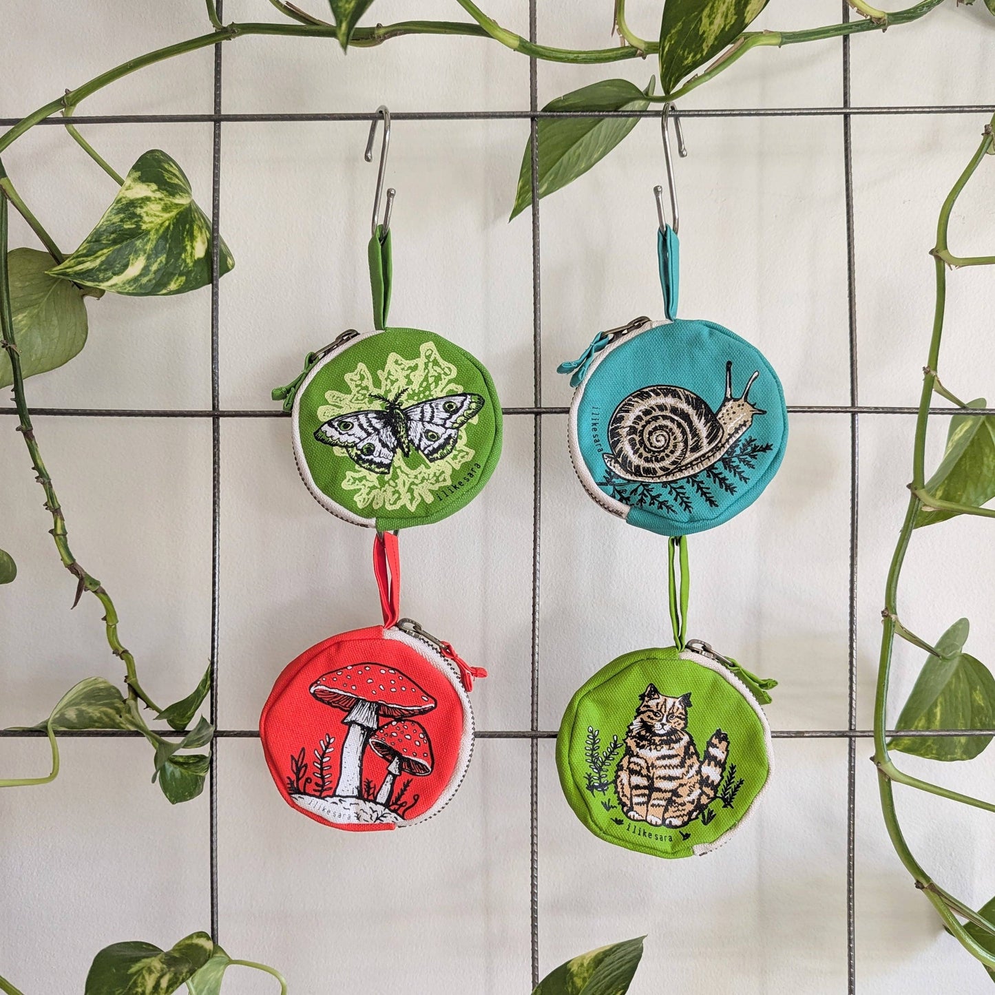 Coin pouch | snail - teal zipper bag with waterproof lining