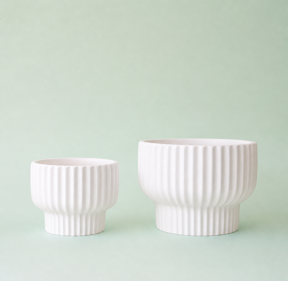 Presley Pedestal Planter | White